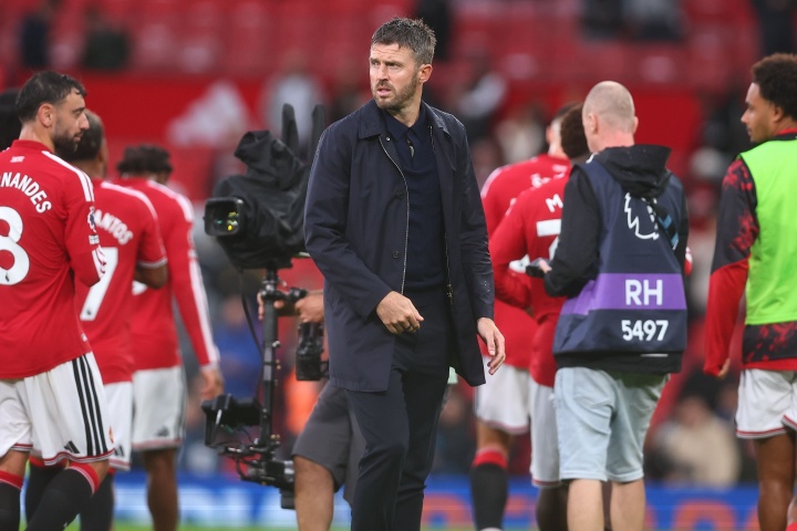 卡里克:首轮失利的失望情绪持续了一周 今天进球多、赢得很漂亮 卡里克:首轮失利的失望情绪持续了一周 今天进球多、赢得很漂亮